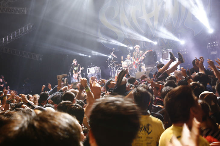 SATANIC CARNIVAL ’15 –  MONGOL800 最速ライブレポート配信