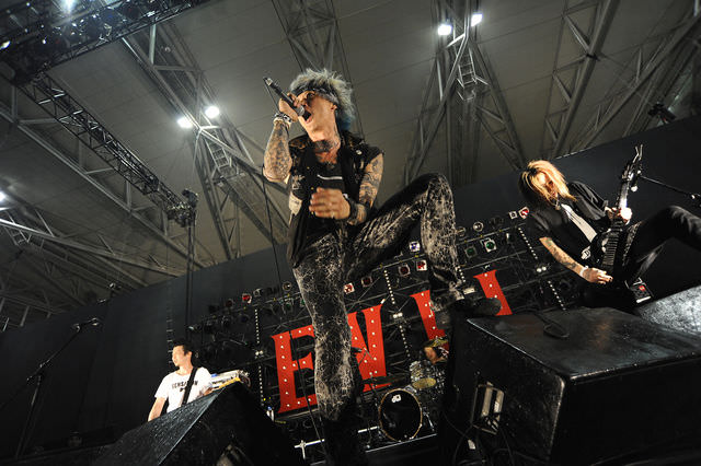 SATANIC CARNIVAL ’15 –  RADIOTS 最速ライブレポート配信